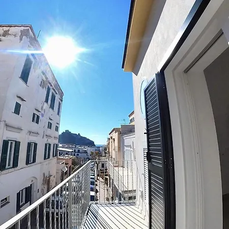B&B A Due Passi Isquia Exterior foto