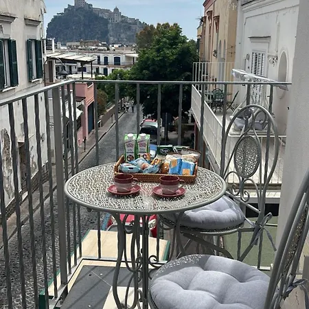 B&B A Due Passi Isquia Exterior foto